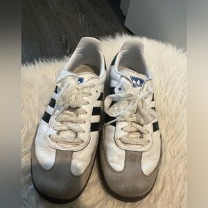 Women’s Sambas - USED